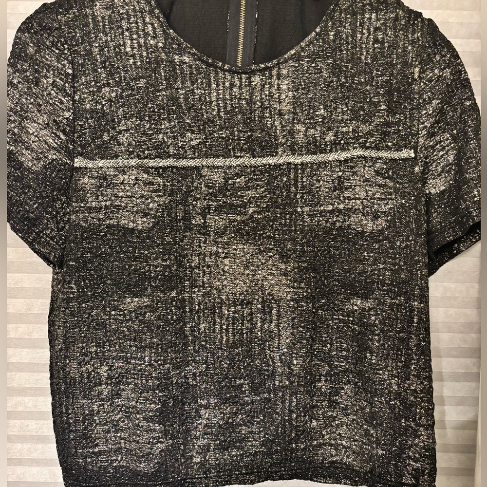 Collective Concepts Textured Black and White Blouse